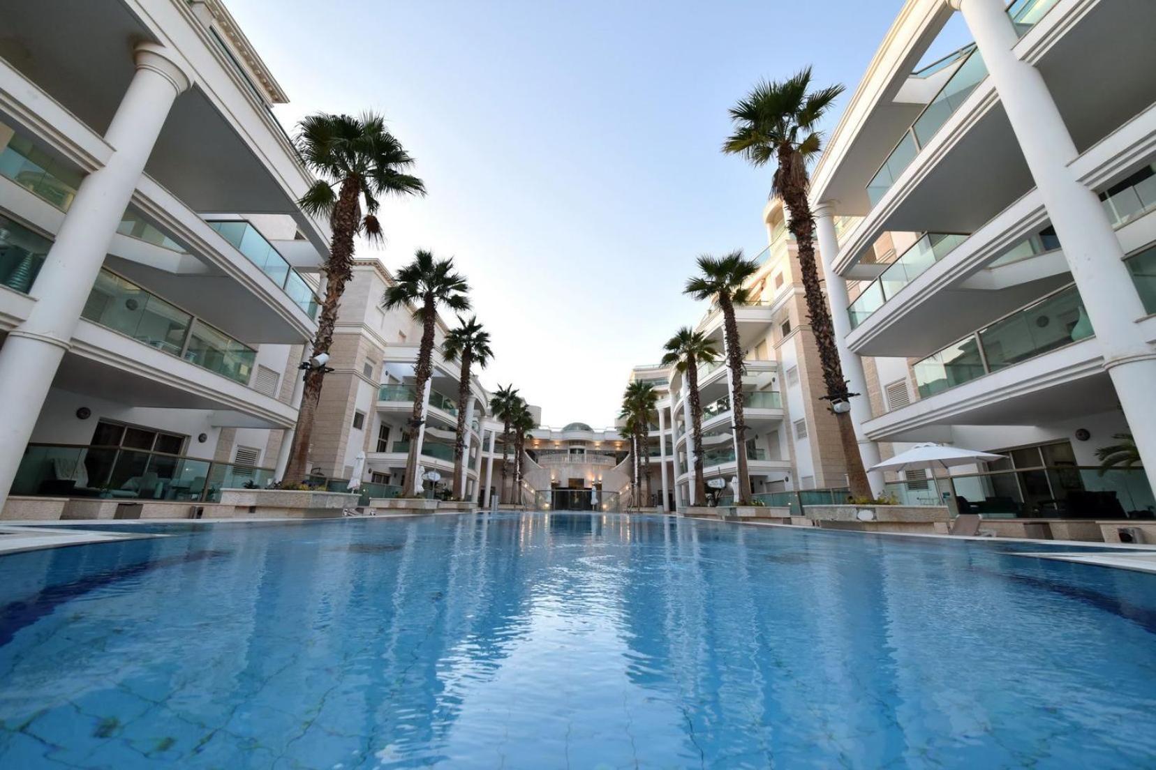 Appartamento דירת גן על שפת הבריכה Eilat